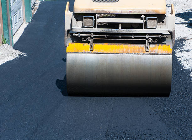 Why Choose Us For All Your Driveway Paving Needs in Pratt, KS?